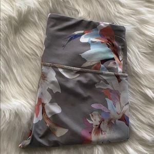 Athleta Floral Leggings